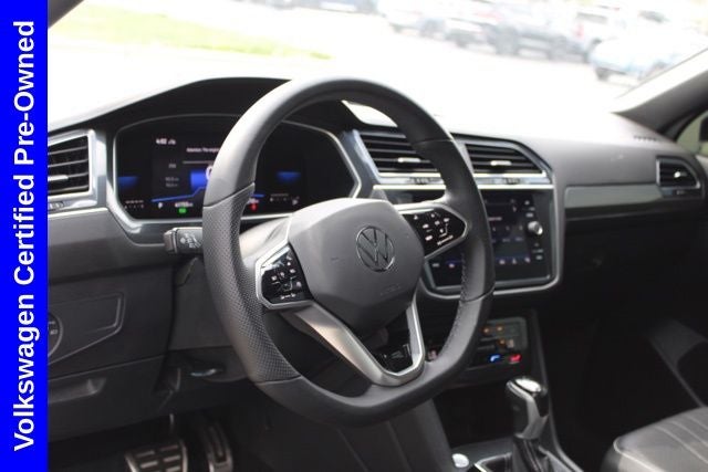 2022 Volkswagen Tiguan 2.0T SE R-Line Black