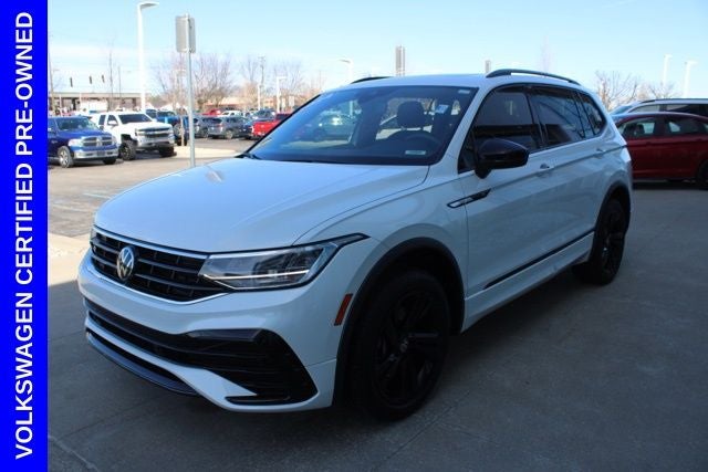 2024 Volkswagen Tiguan 2.0T SE R-Line Black