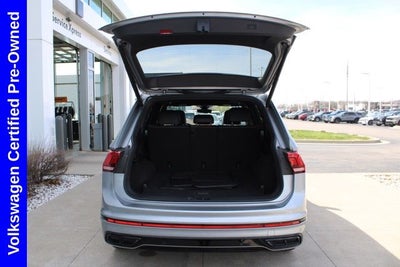 2024 Volkswagen Tiguan 2.0T SE R-Line Black