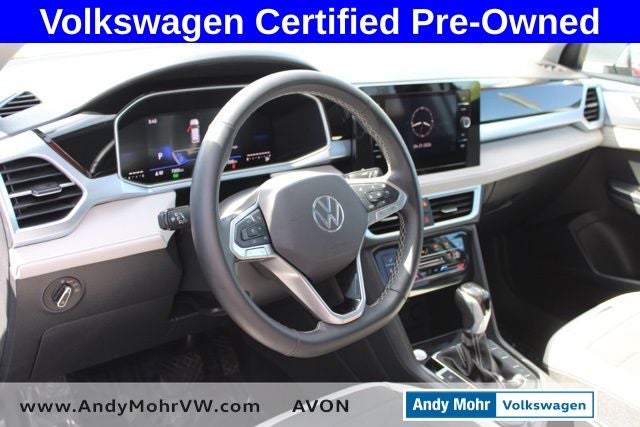 2025 Volkswagen Taos 1.5T SE