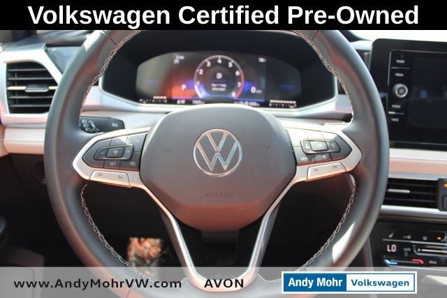 2025 Volkswagen Taos 1.5T SE