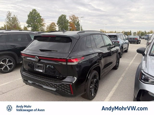 2026 Volkswagen Tiguan SE R-Line Black