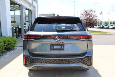 2025 Volkswagen Tiguan 2.0T SE R-Line Black