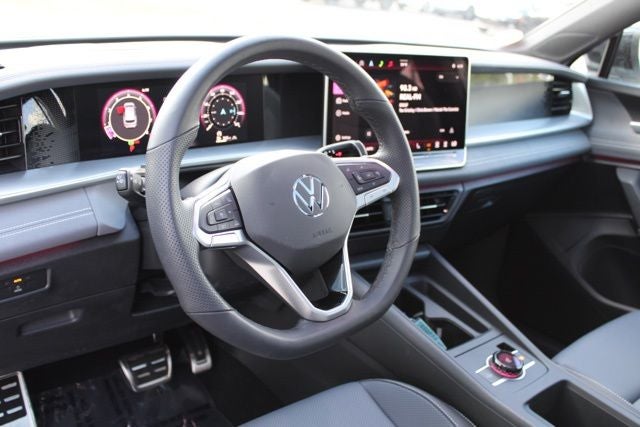 2025 Volkswagen Tiguan 2.0T SE R-Line Black