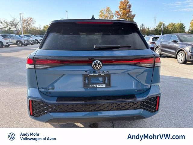 2026 Volkswagen Tiguan 2.0T SE R-Line Black