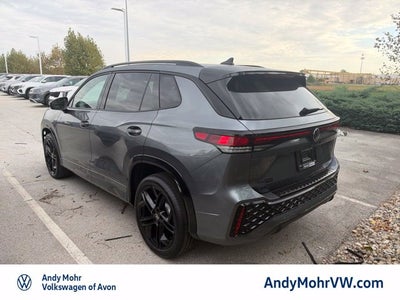 2026 Volkswagen Tiguan 2.0T SE R-Line Black
