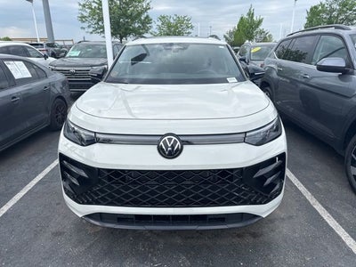2026 Volkswagen Tiguan 2.0T SE R-Line Black
