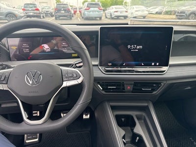 2026 Volkswagen Tiguan 2.0T SE R-Line Black