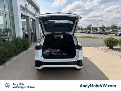 2026 Volkswagen Tiguan 2.0T SE R-Line Black