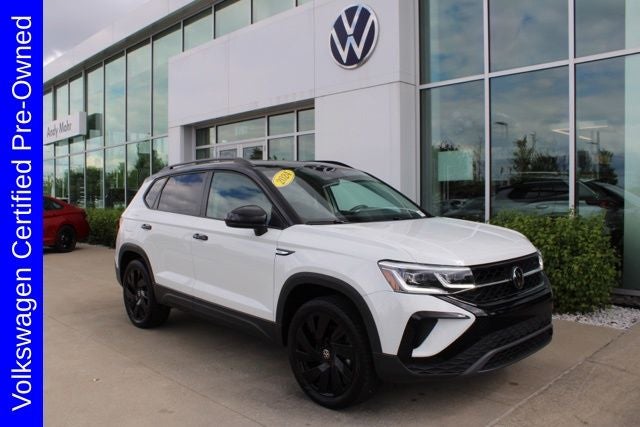 2024 Volkswagen Taos 1.5T SE Black