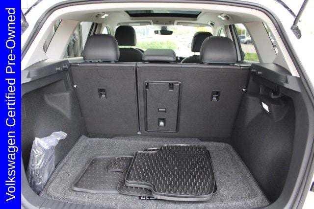 2024 Volkswagen Taos 1.5T SE Black