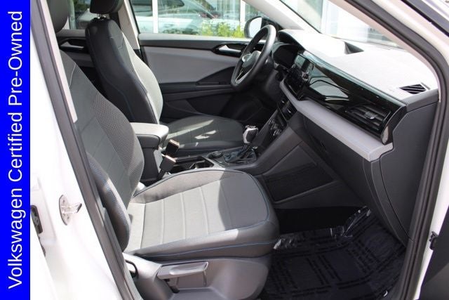 2024 Volkswagen Taos 1.5T SE Black