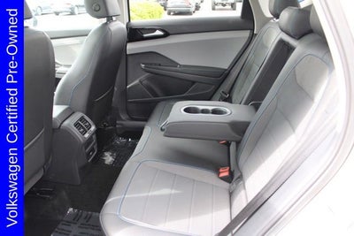 2024 Volkswagen Taos 1.5T SE Black