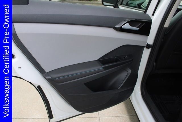 2024 Volkswagen Taos 1.5T SE Black