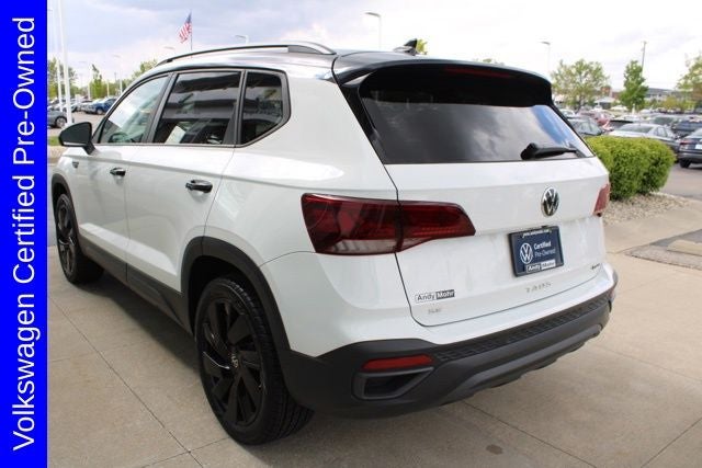 2024 Volkswagen Taos 1.5T SE Black