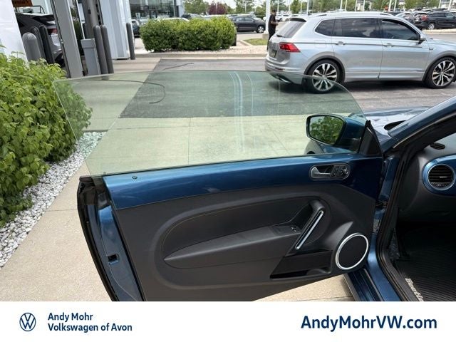 2016 Volkswagen Beetle 1.8T SE