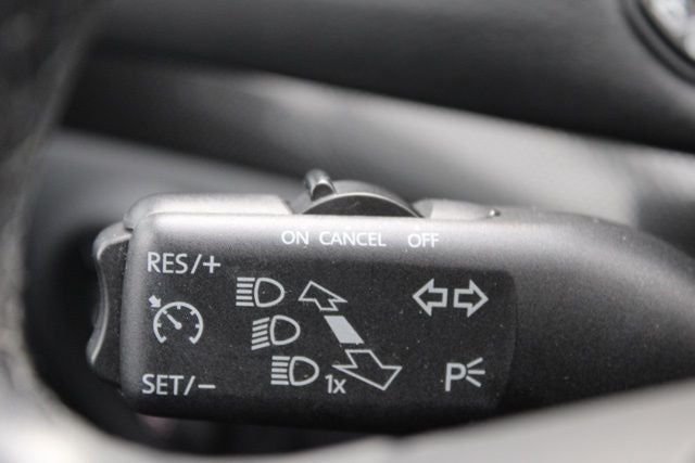 2013 Volkswagen Jetta SportWagen 2.5L S