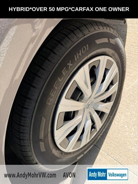 2024 Toyota Camry Hybrid LE