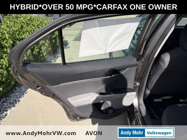 2024 Toyota Camry Hybrid LE