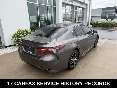 2022 Toyota Camry SE