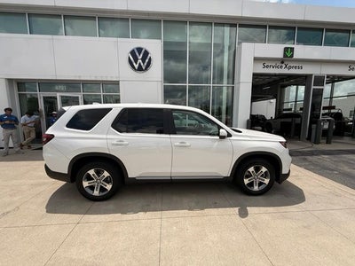 2024 Honda Pilot EX-L 8 Passenger