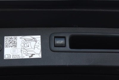 2022 Toyota Highlander Hybrid Platinum