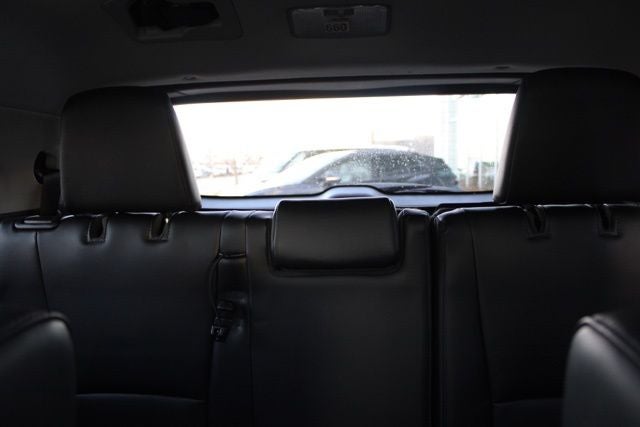 2022 Toyota Highlander Hybrid Platinum