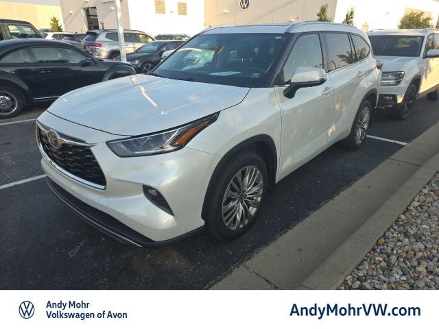 2022 Toyota Highlander Platinum