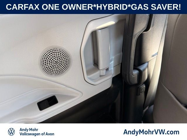 2025 Toyota Sienna XLE 8 Passenger