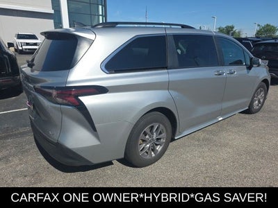 2025 Toyota Sienna XLE 8 Passenger