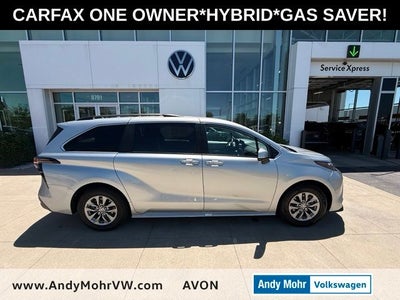 2025 Toyota Sienna XLE 8 Passenger