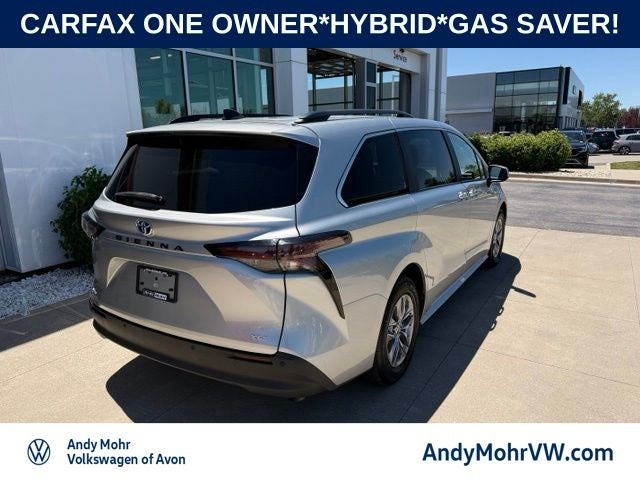 2025 Toyota Sienna XLE 8 Passenger