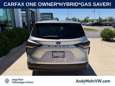 2025 Toyota Sienna XLE 8 Passenger
