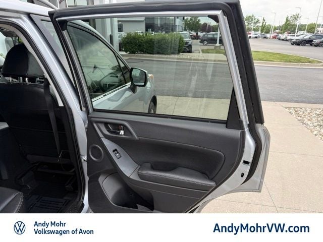 2016 Subaru Forester 2.5i Touring