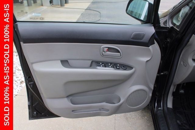 2009 Kia Rondo LX Base