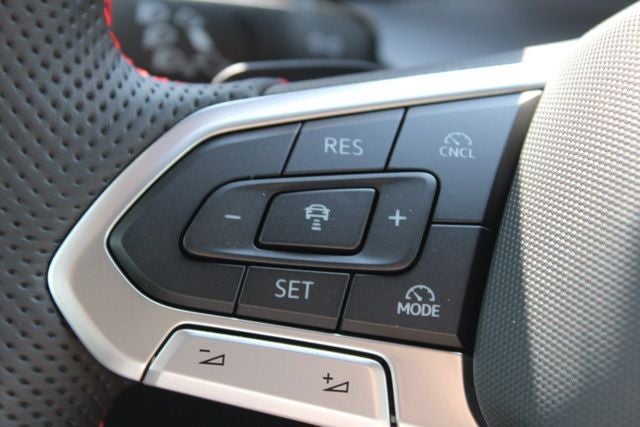 2025 Volkswagen Golf GTI 2.0T SE