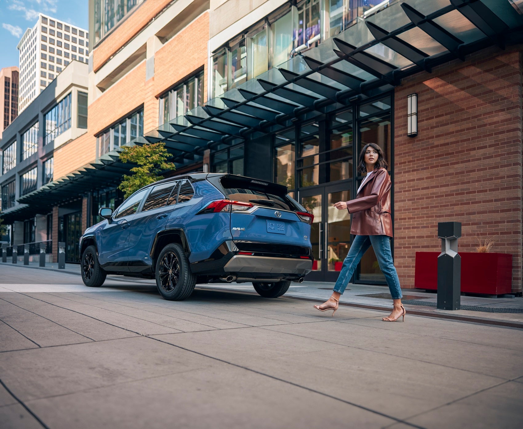 Toyota RAV4 vs Hyundai Santa Fe